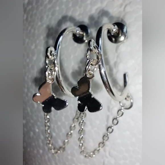 5 pairs of silver tone butterfly pierced earrings - Picture 13 of 14